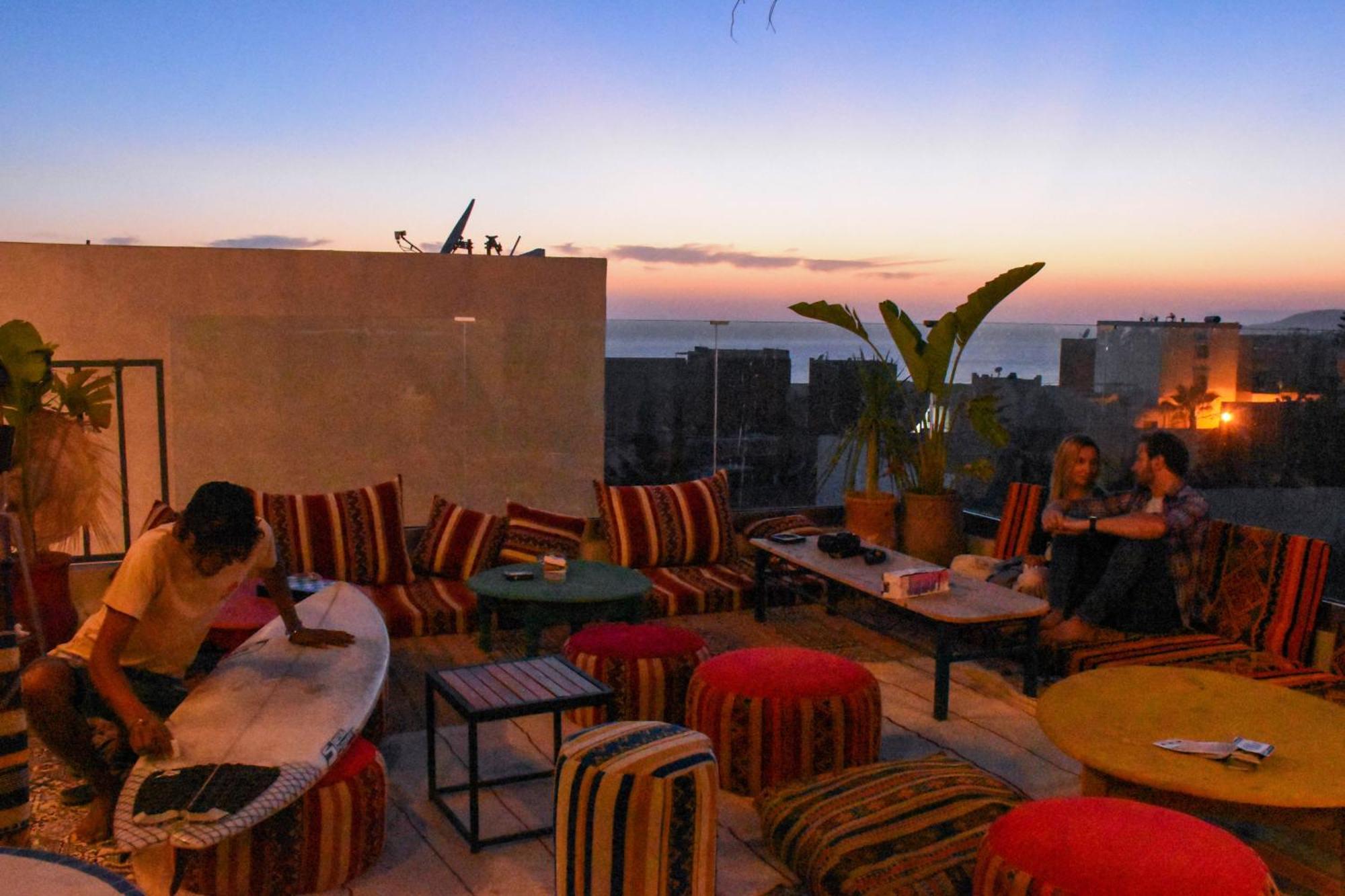 Playa Del Sol Surf House Hostel Tamraght Luaran gambar